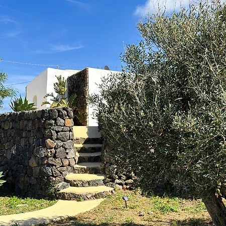 Etherea - I Dammusini Di Pantelleria